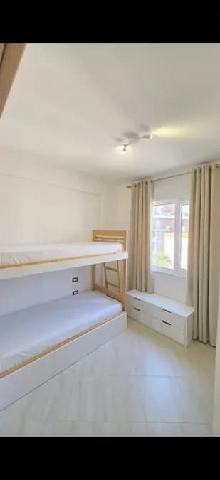 Apartament me qera - Liqeni i Thate, € 900, 110 m² 4
