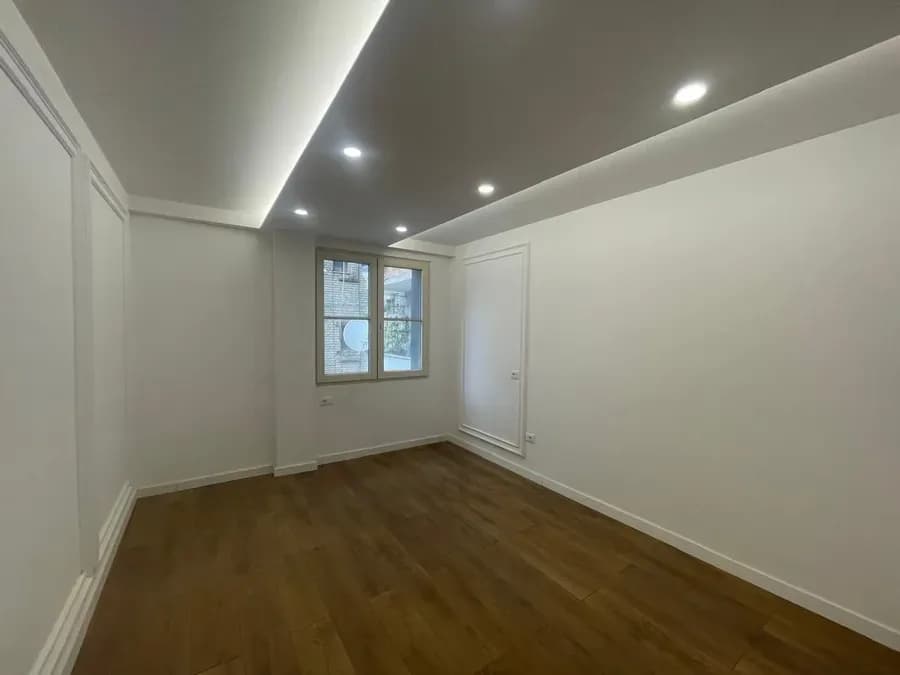 Ambjent Zyre me qera - Shkolla e Baletit, € 1.200, 150 m² 4