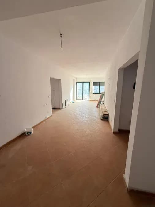 Shitet Apartament - Mbikalimi Kristalit, € 250.000, 126 m² 4