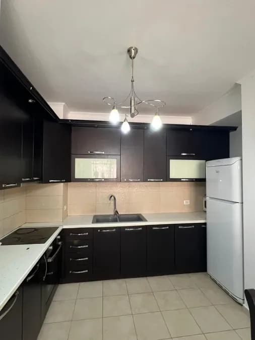 Apartament për qira Astiri - Unaza e Re (Tiranë - qyteti), € 450, 90 m² 3
