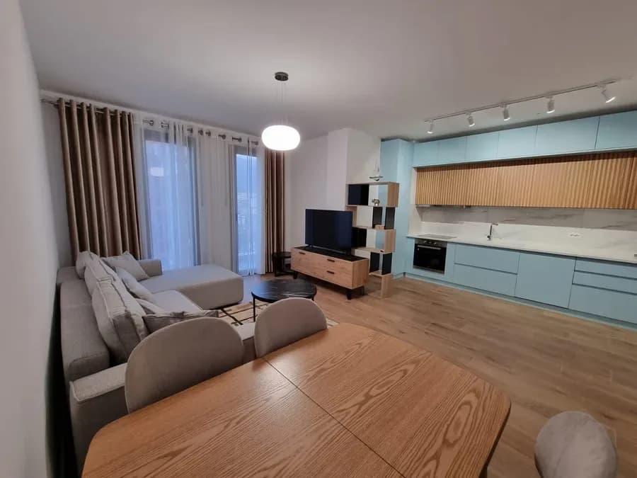 Apartament me qera - Rruga Kongresi i Manastirit, € 750, 100 m² 3