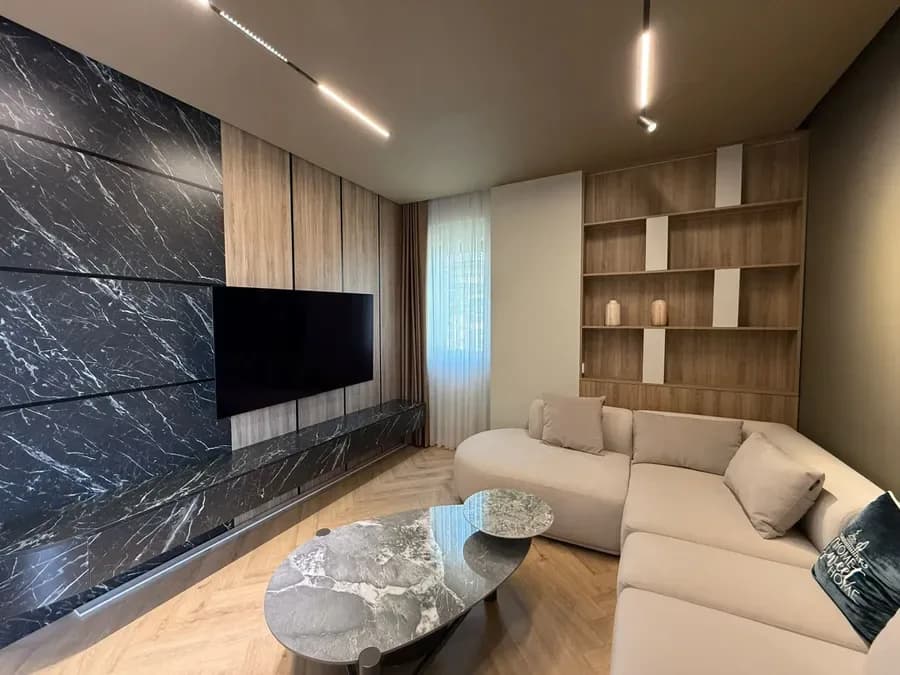 Apartament me qera - Fusha e Aviacionit, € 1.000, 110 m² 3