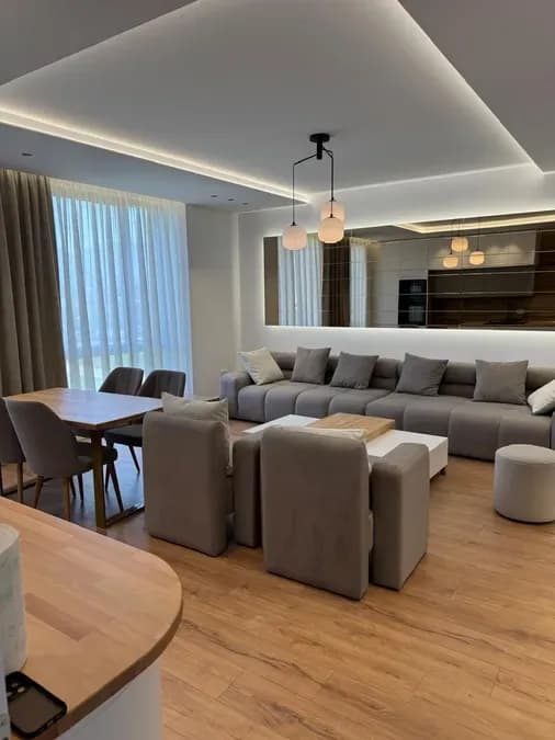 Apartament me qera - Bulevardi i Ri, € 700, 76 m² 3