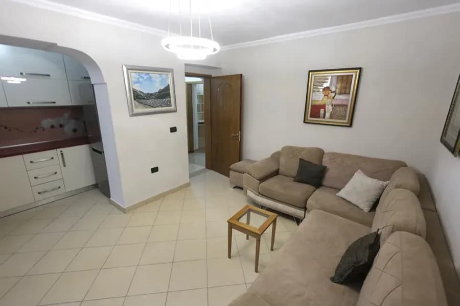 Apartament me qera - Rruga Bardhyl, € 550, 100 m² 4