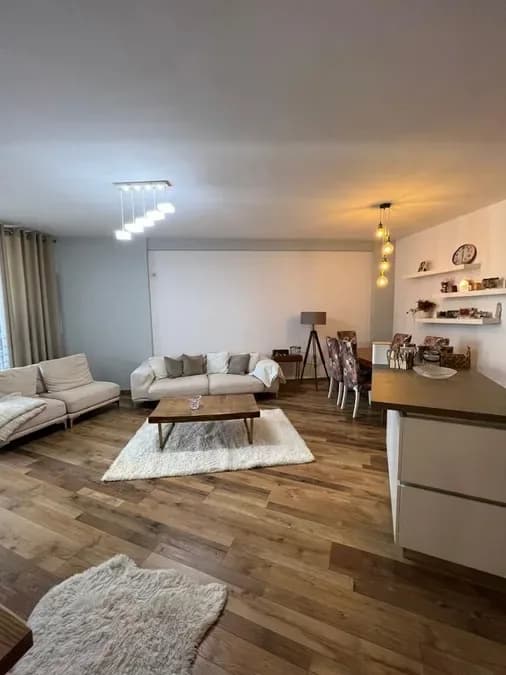 Apartament për qira Astiri - Unaza e Re (Tiranë - qyteti), € 550, 70 m² 2