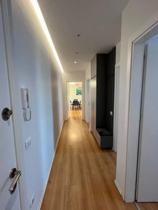Apartament për qira Rr. Dibrës - Medreseja - Rr. 4 Dëshmorët (Tiranë - qyteti), € 750, 100 m² 2