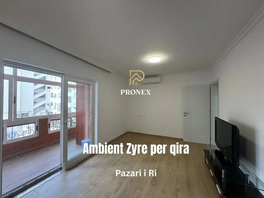 Zyre me qera - Pazari i Ri, € 1.200, 88 m²