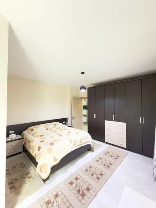 Shitet Apartament - Liqeni i Thate, € 260.000, 126 m² 4