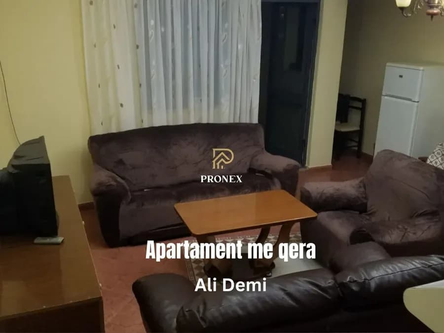 Jepet me qera apartament dupleks në katin e gjashte banim te nje pallati egzistues, ne zonen e Ali Demit ne fillim te rruges Ali Demi., € 346, 70 m²