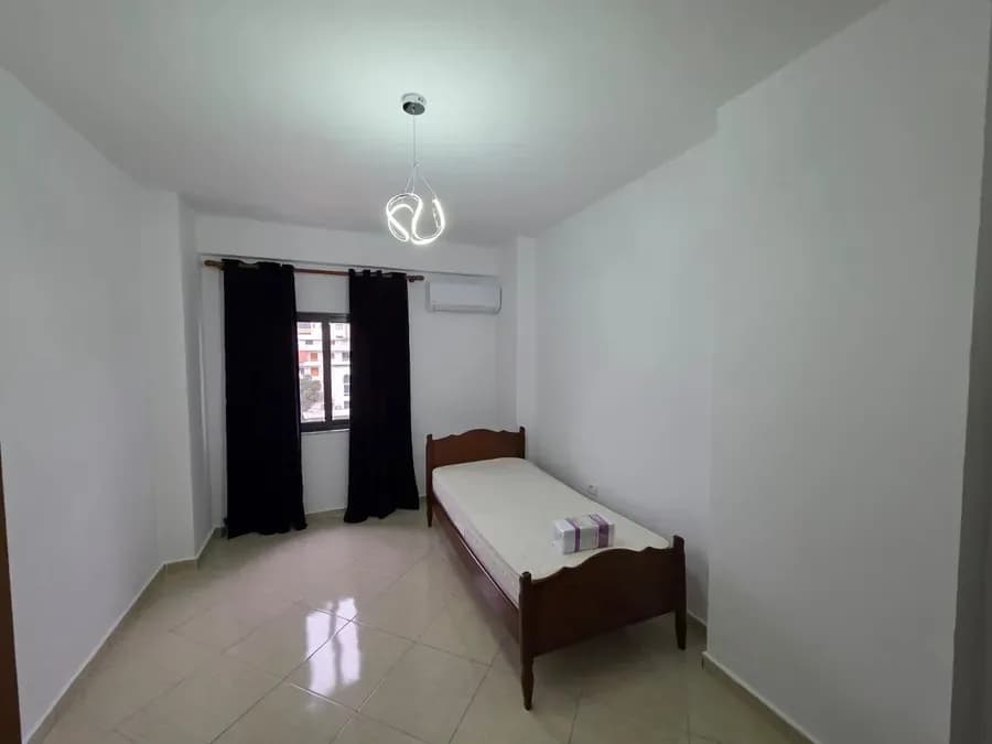 Apartament me qera - Don Bosko, € 600, 94 m² 4