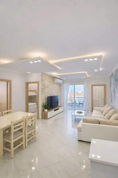 Apartament me qera - Liqeni i Thate, € 900, 110 m² 2