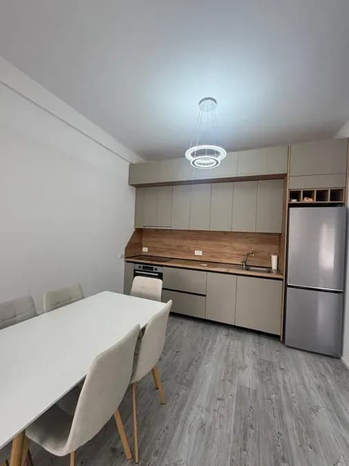 Shitet Apartament - Residenca Henke, Perball Amerikan 3, € 191.000, 86 m² 3