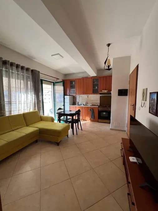 Apartament me qera - Don Bosko, € 500, 70 m² 2