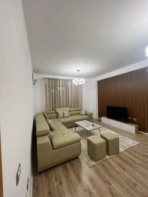 Apartament me qera - Liqeni i Thate, € 600, 88 m² 2
