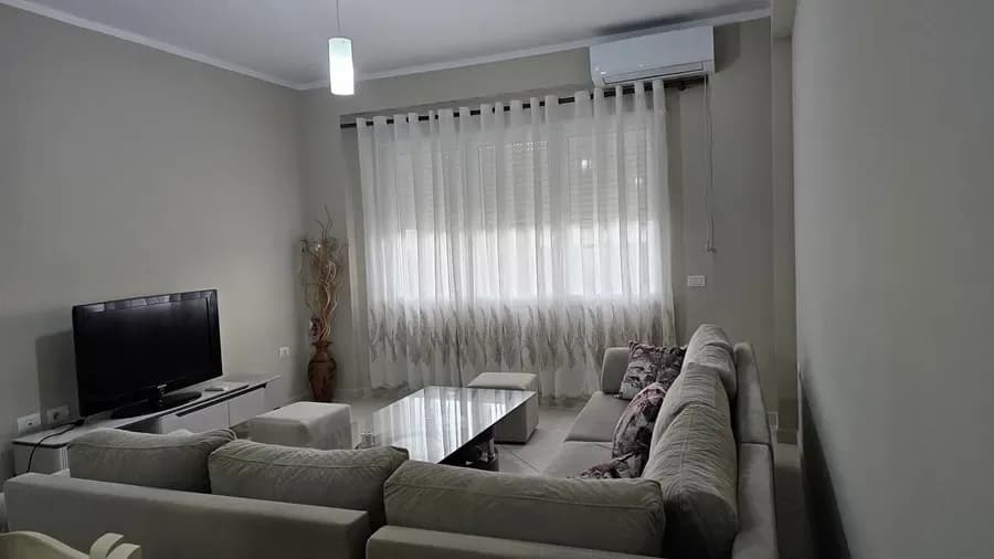Apartament me qera - Kopshti Zoologjik, € 688, 100 m² 2