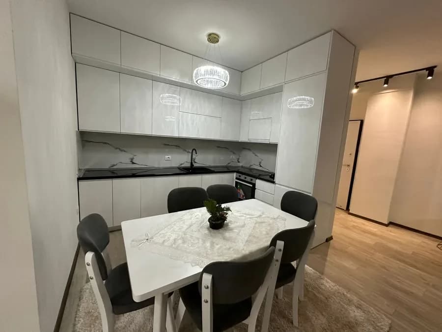 Apartament me qera - Liqeni i Thate, € 850, 110 m² 3