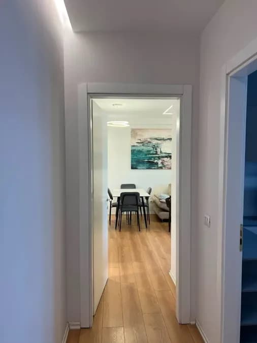 Apartament për qira Rr. Dibrës - Medreseja - Rr. 4 Dëshmorët (Tiranë - qyteti), € 750, 100 m² 4
