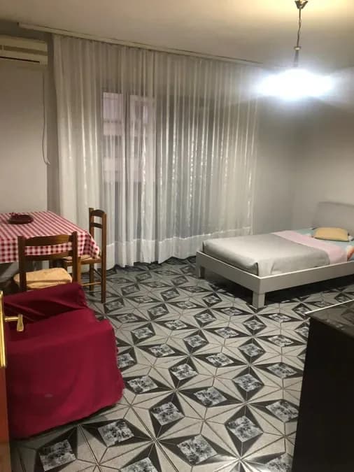 Apartament për qira Rr. e Kavajës - 21 Dhjetori (Tiranë - qyteti), € 550, 78 m² 4