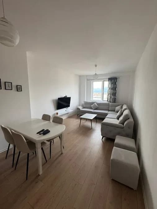 Apartament me qera - Yzberisht, € 500, 95 m² 2