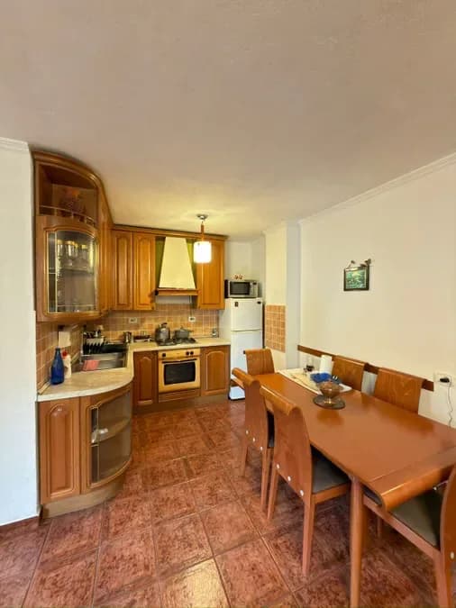 Shitet Apartament - Zou i Zi, € 222.798, 100 m² 3