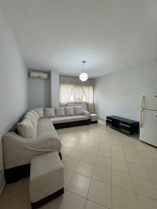Apartament me qera - Don Bosko, € 500, 70 m² 3