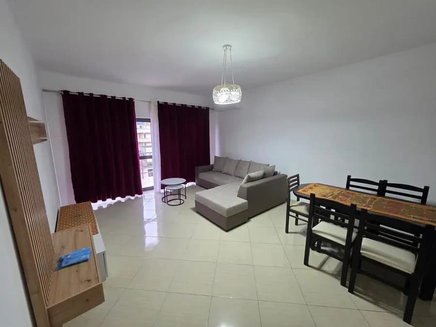 Apartament me qera - Don Bosko, € 600, 94 m² 2