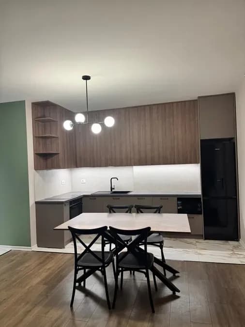 Apartament me qera - Don Bosko, € 829, 100 m² 4