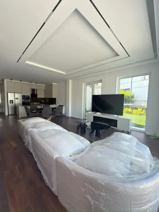 Vile me qera - Liqeni i Thate, € 4.500, 425 m² 3