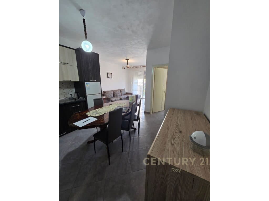 SHITET APARTAMENT SHUME PRANE DETIT NE GOLEM,DURRES!!! 4