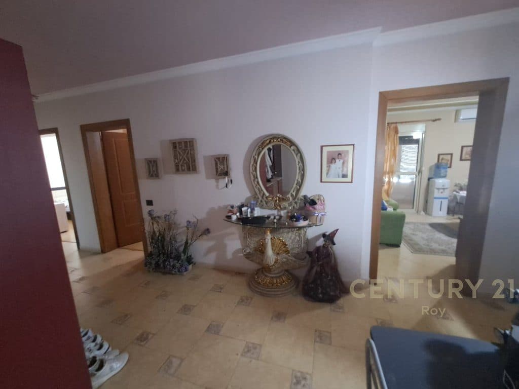 SHITET APARTAMENT 4+1+2 NE LAGJEN nr.6 AFER KOPSHTIT SOTIR NOKA.!! 2