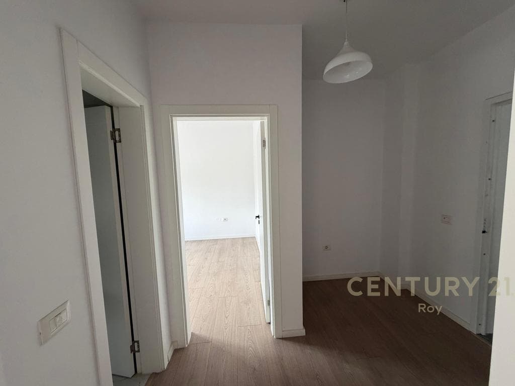 EXCLUSIVE ! SHITET APARTAMENT 1+1 TEK SHKEMBI I KAVAJES ! 2