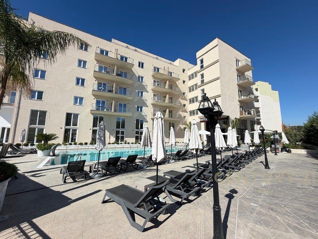 APARTAMENT MODERN ME QIRA NË MALI I ROBIT – NDËRTIM I RI