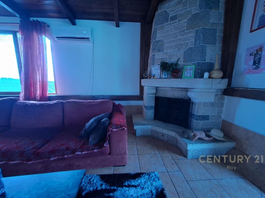 Papafingo 3+2+2 Për Shitje në Lagja nr.6, Durrës - 230000€ | 235m² 2