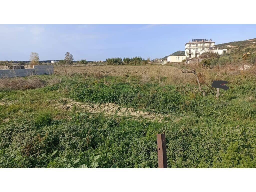 Toke per shitje ne Spille 4500 m²
