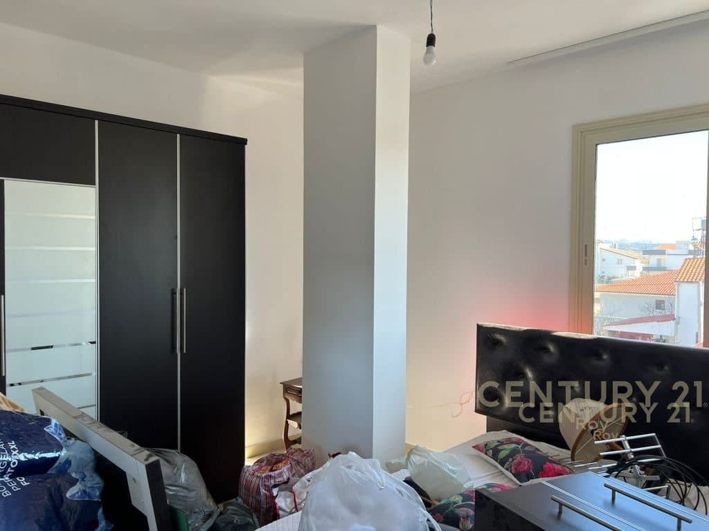 SHITET APARTAMENT 2+1 NE QERRET 4