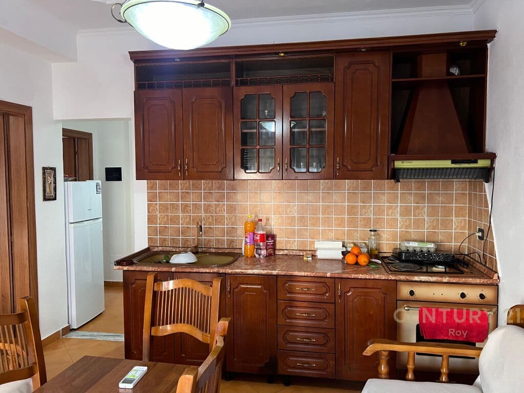 JEPET ME QIRA APARTAMENT 1+1 , GOLEM ! 3
