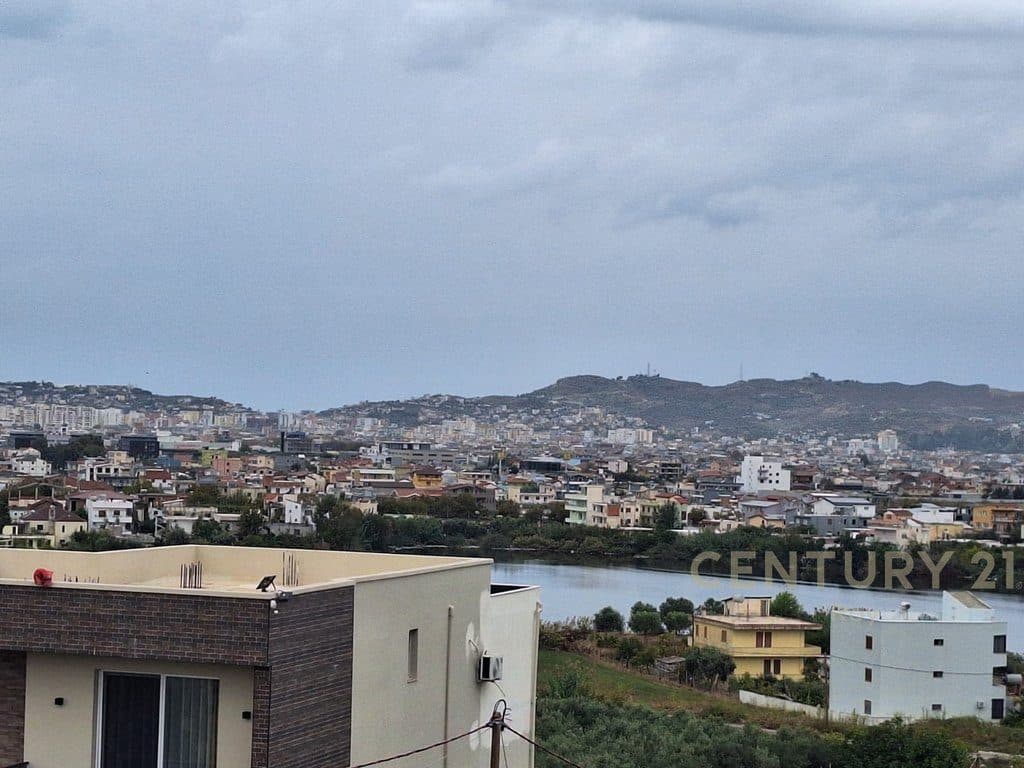 Ndërtesë 6+2 Për Shitje në Kodren e Rrazhbullit Durrës - | 576 m² 2