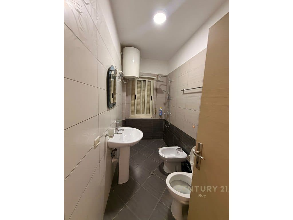 Apartament 2+1 Me Qira në Plazh Rrota e Kuqe, Durrës - 500€ | 80 m² 2