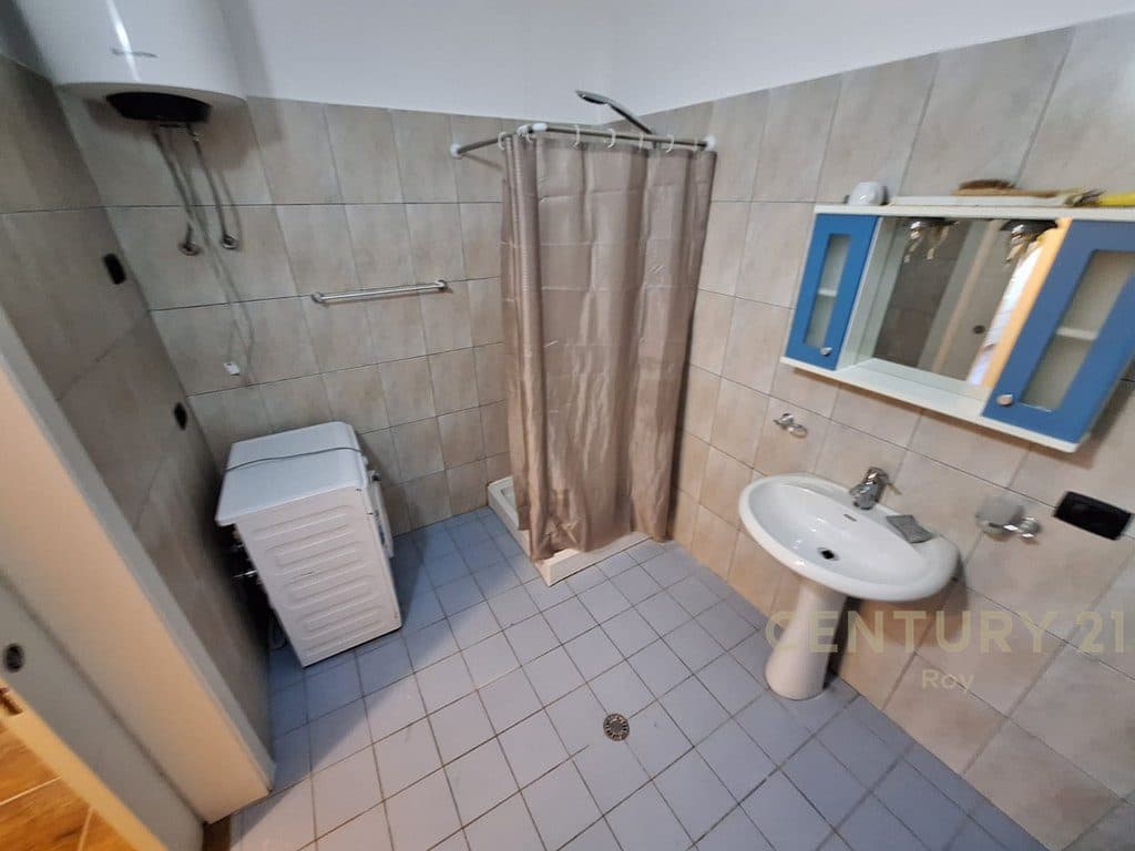 Apartament 1+1 Për Shitje në Shkëmbi i Kavajës, Kamelia, Durrës - 127,000€ | 98 m² 4