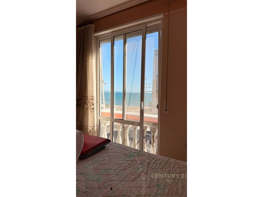 SHITET APARTAMENT 1+1,VIJE E 2 ME PAMJE DETI,PLAZH ILIRIA! 4