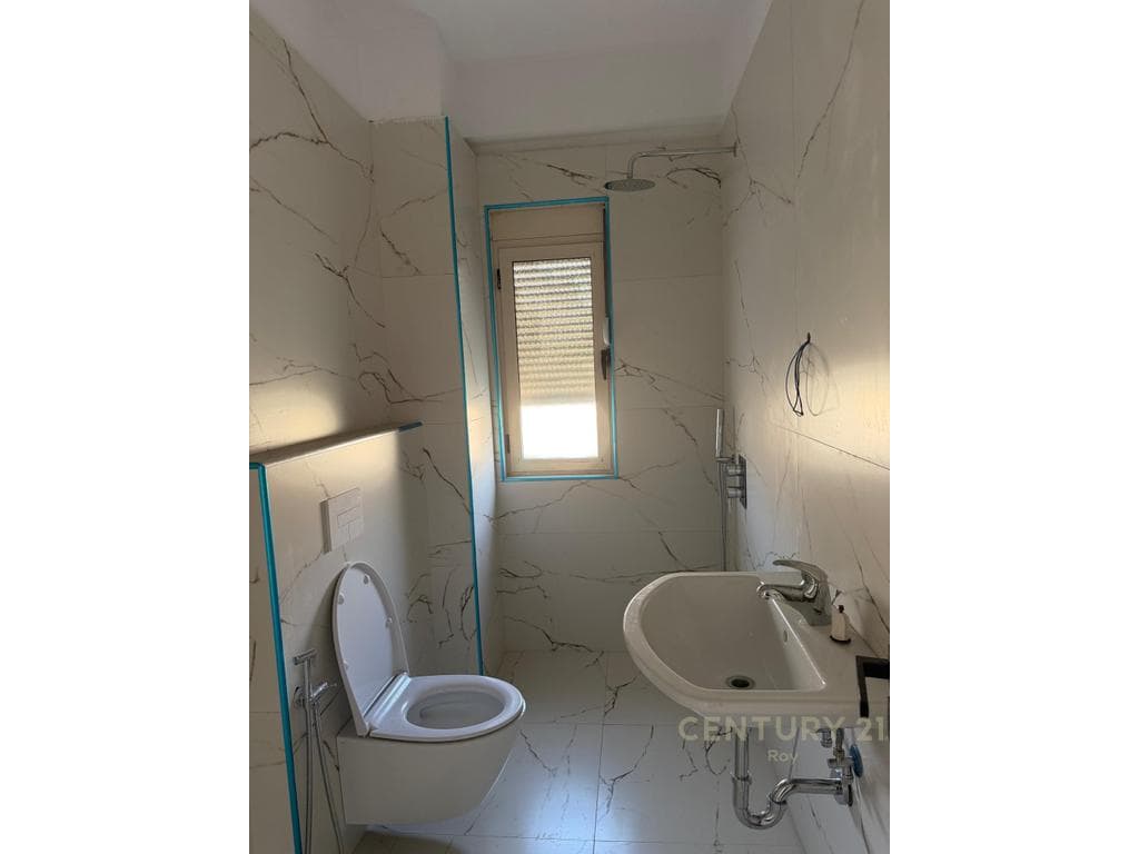 EXCLUSIVE ! SHITET APARTAMENT 1+1 TEK SHKEMBI I KAVAJES ! 3