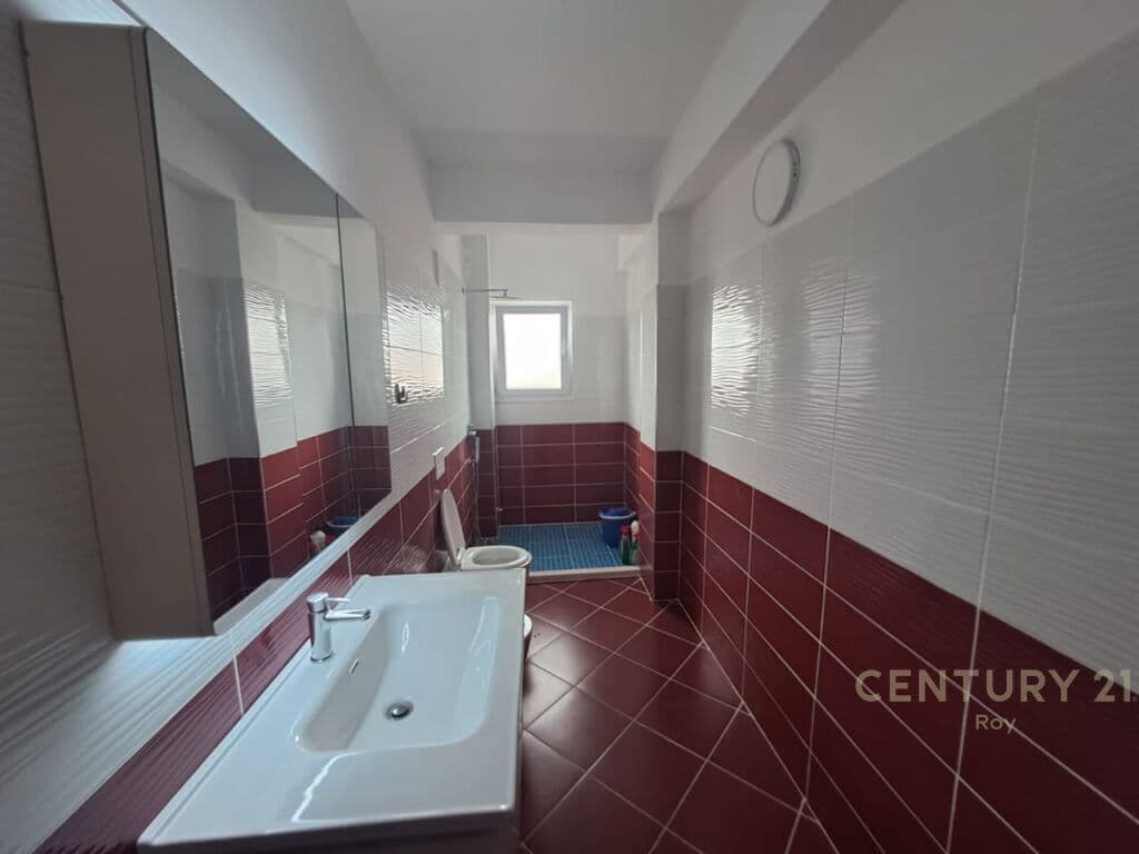 Apartament 2+1 me Qira në Lagja nr.18, Durrës - 350€ | 86 m² 2