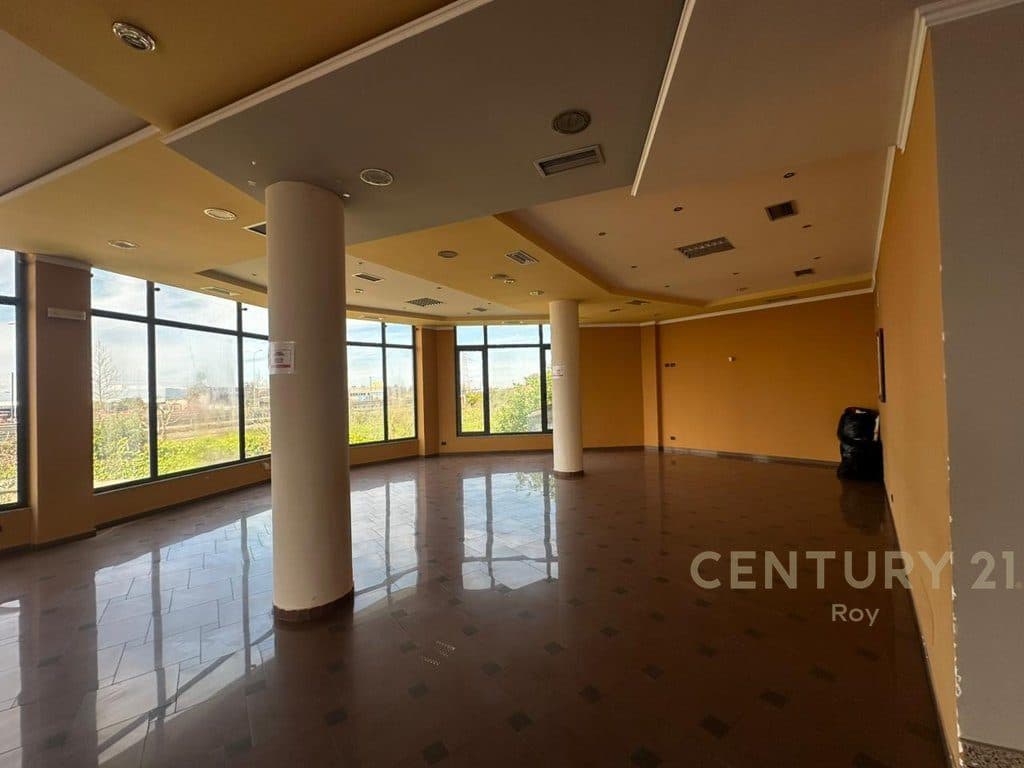 NJESI BIZNESI PER INVESTIM NE HYRJE TE KAVAJES BAR/RESTORANT/HOTELERI!!!