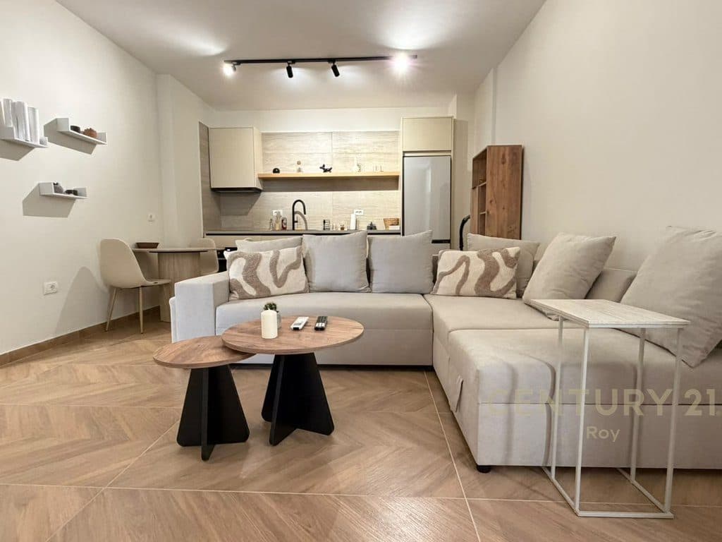 APARTAMENT 1+1 ME QIRA, 30M NGA DETI – PLAZH HEKURUDHA 2