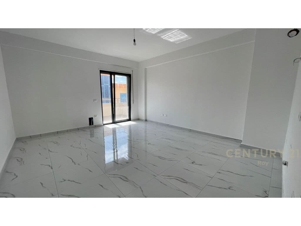 SHITET APARTAMENT 1+1!NDERTIM I RI,MALI I ROBIT! 3