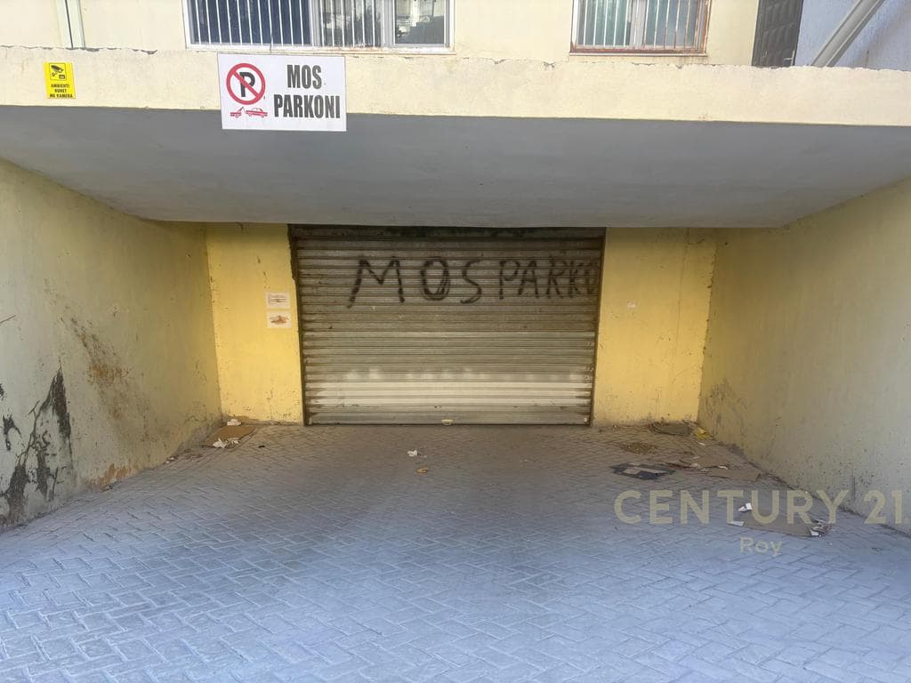SHESIM GARAZH ME SIPERFAQE 15 m². Ish-URT!