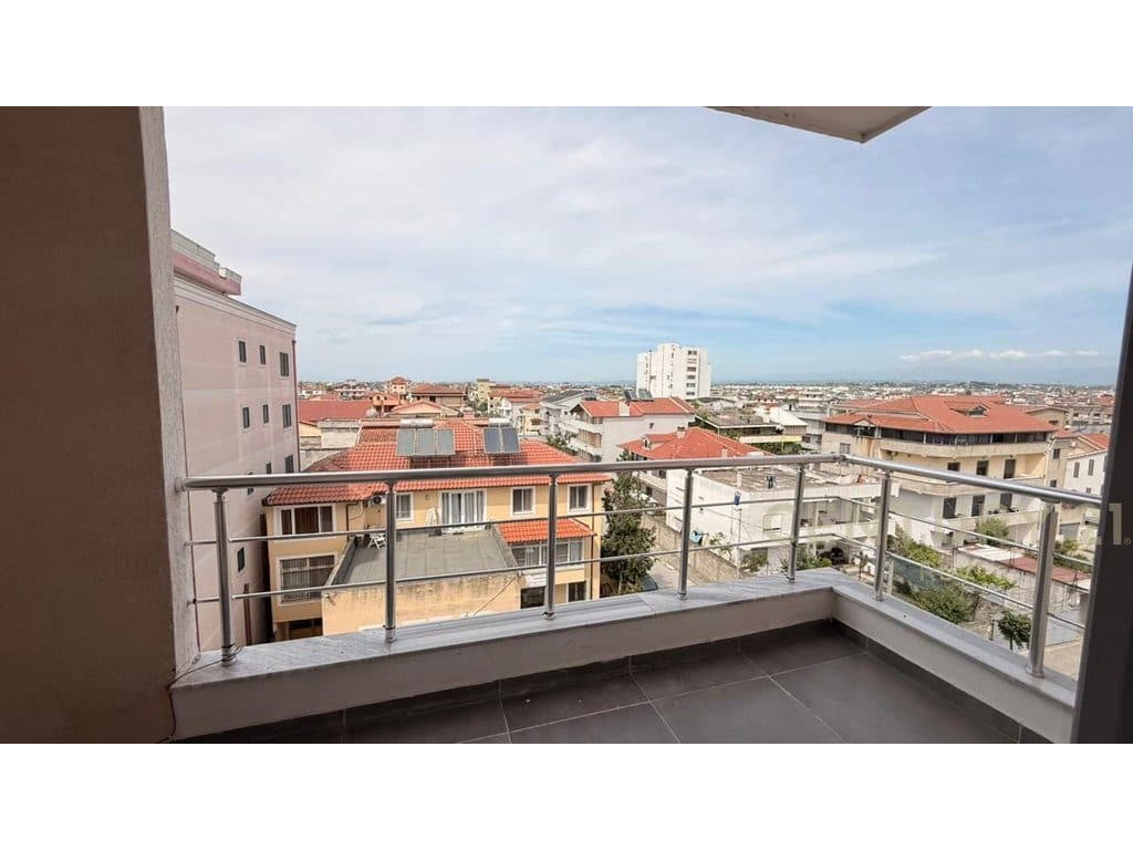 Apartament 2+1 Me Qira në Stadiumi, Durrës - 400€ | 68 m²