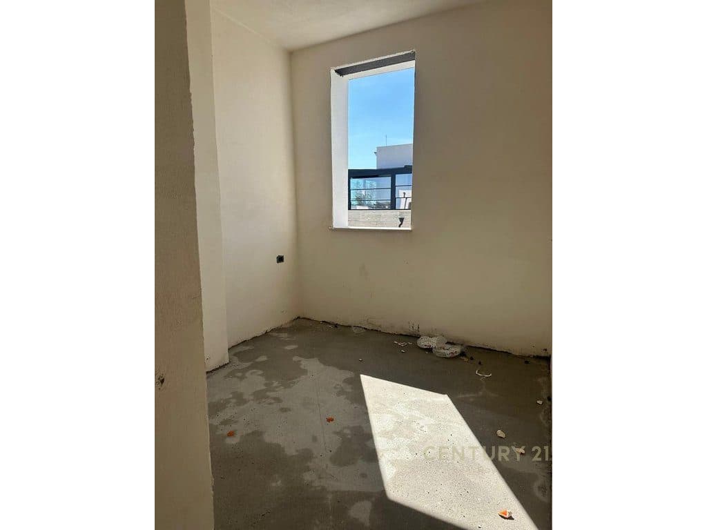 Penthouse 2+1 Shitet në Golem, Durrës - 300,000€ | 75 m² + 137m2 Verand Pamje Deti! 4