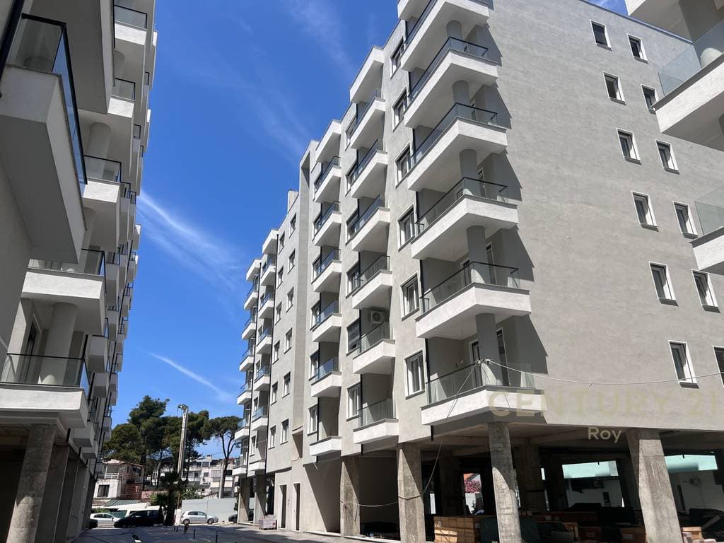 SHITET APARTAMENT 1+1 ,NDERTIM I RI, NE GOLEM ! 4