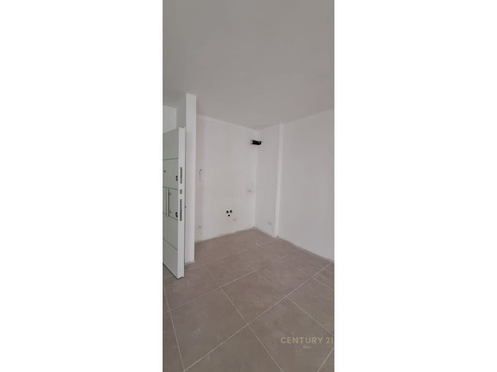 Garzoniere Në Shitje në Golem - 71,100€ | 47.4 m² 4